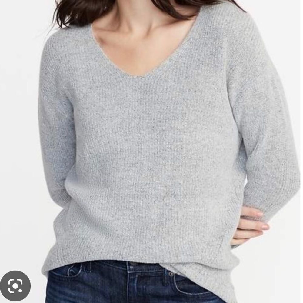 Old Navy Grey Soft and Cozy V Neck Sweater